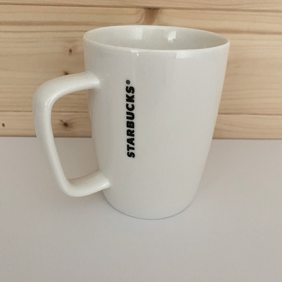 RARE 2018 STARBUCKS Mermaid Coffee/ Tea Mug White & Green 10.8 fl oz - Picture 2 of 6